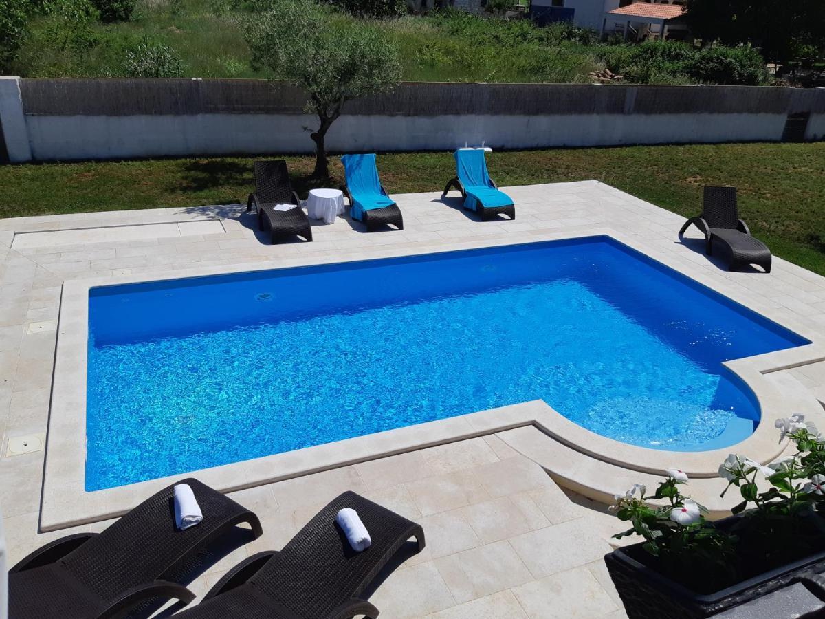 Villa La Felice بوريتش المظهر الخارجي الصورة